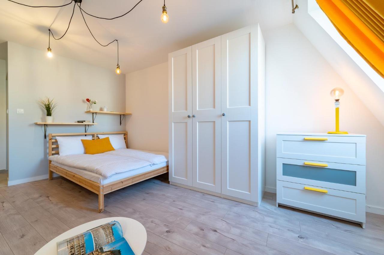 Apartamenty Nad Niwka ビエルスコ・ビアバ エクステリア 写真